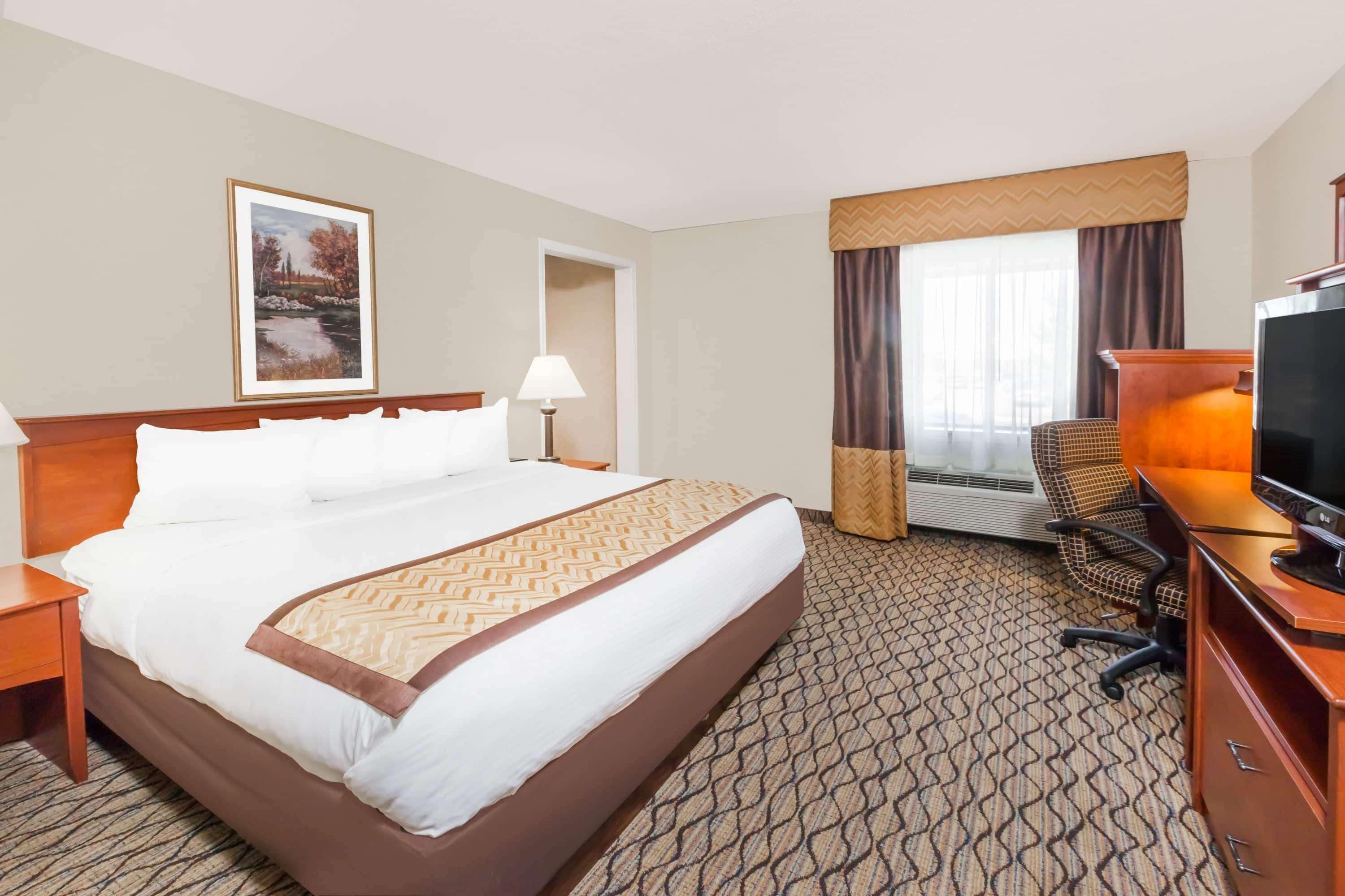 Baymont By Wyndham Grand Rapids Airport Cascade Exterior foto
