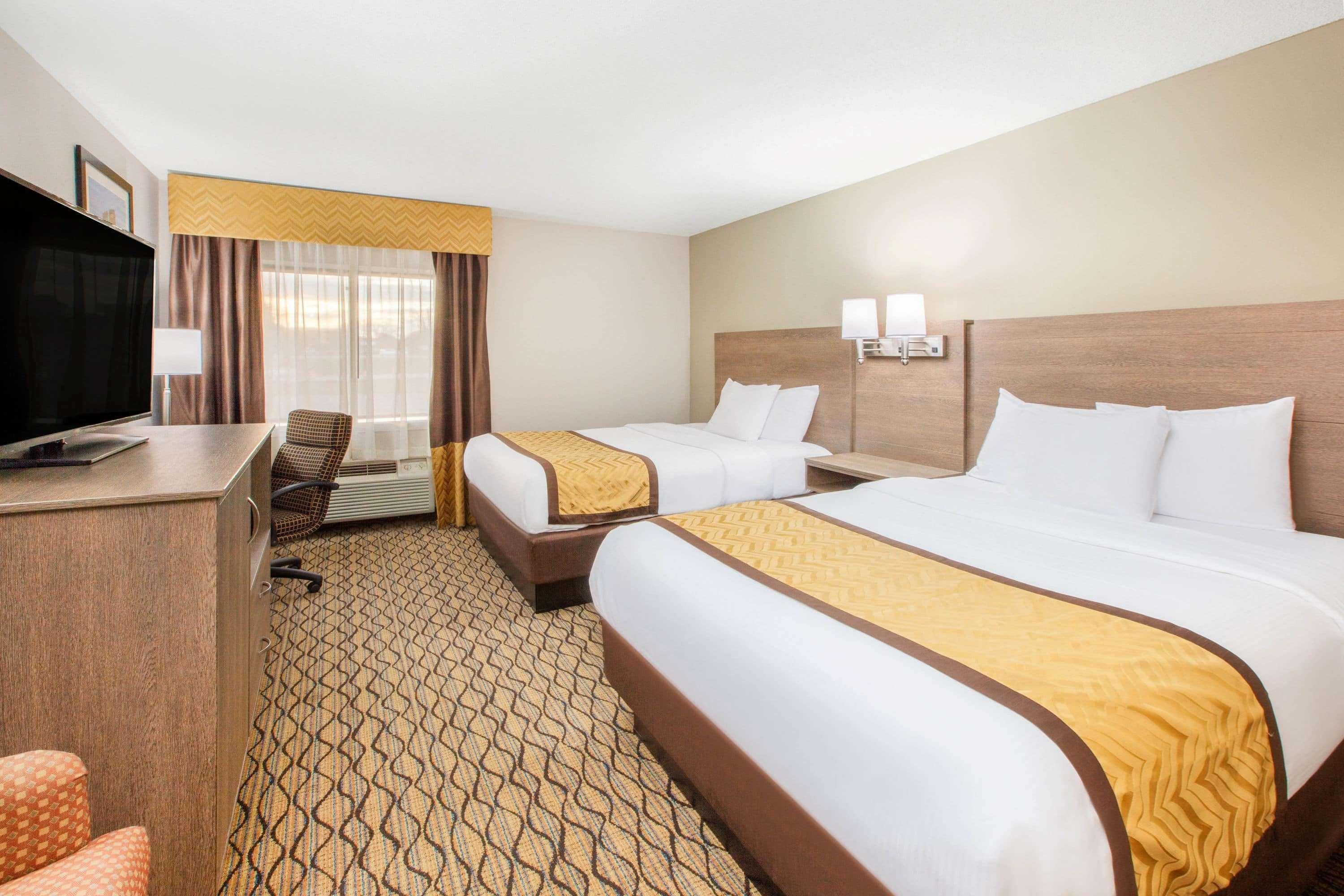 Baymont By Wyndham Grand Rapids Airport Cascade Exterior foto
